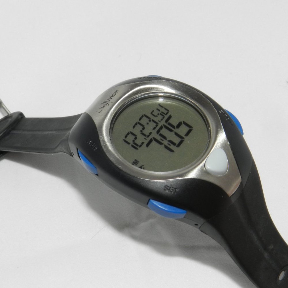 LIFEWISE WIRELESS HEART RATE MONITOR-New Batteries - Picture 5 of 15